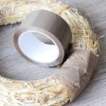 Krans omwikkelen met plakband