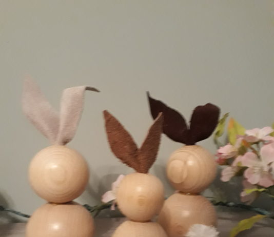 Haasjes van houten kralen Haasjes van houten kralen