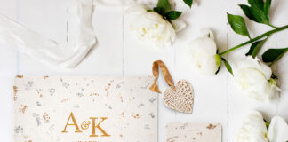 Huwelijksplacemat en onderzetters van FIMO leather-effect