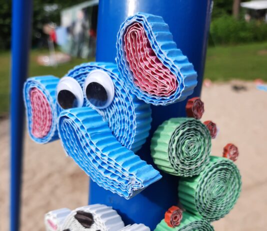 Magneetfiguren van ribbelkarton