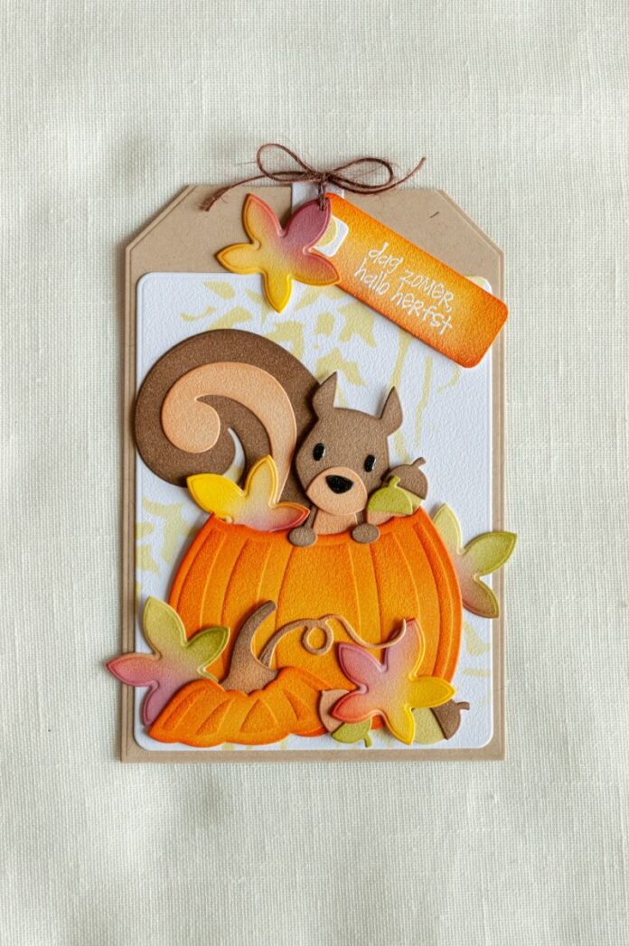 Gestanste herfstkaarten