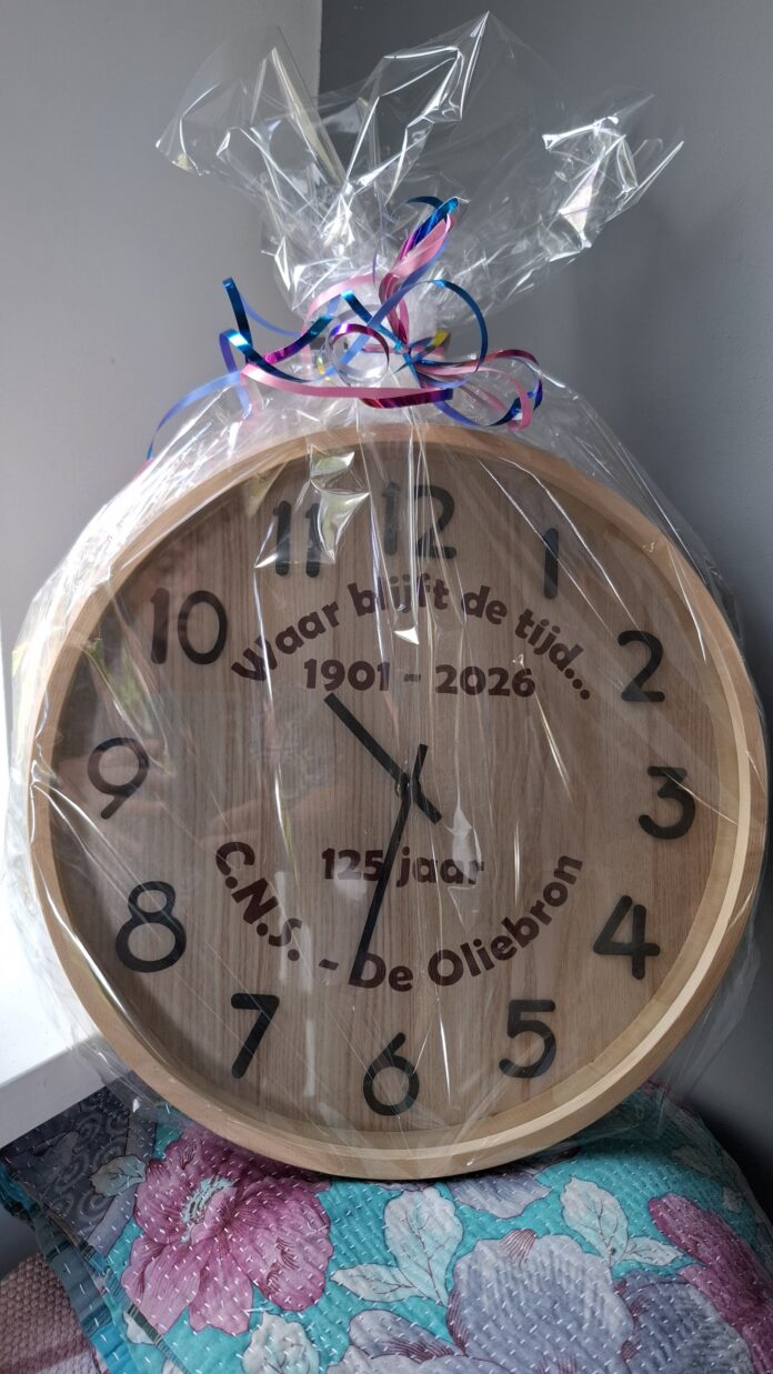 cadeau idee - tekst op klok