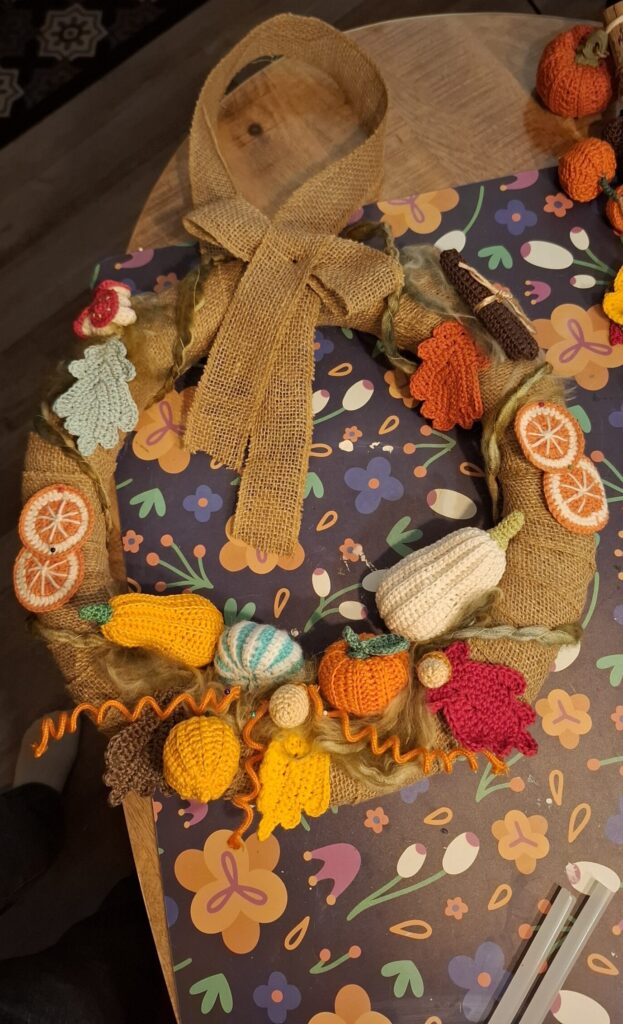 herfstkrans met pompoenen